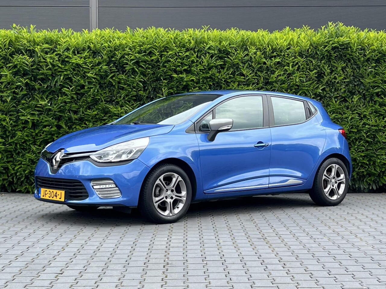 Renault Clio - 0.9 TCe Expression 0.9 TCe Expression, GT-LINE, R-LINK, AIRCO, NAVIGATIE, CRUISE CONTROL, LICHTMETAAL 16" - AutoWereld.nl