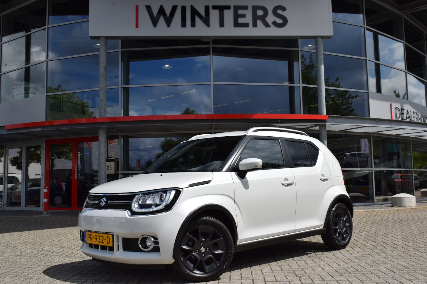 Suzuki Ignis - 1.2 Stijl Automaat | Stoelverwarming | Navigatie | Camera | Tot 10Jr. Suzuki-Garantie | - AutoWereld.nl