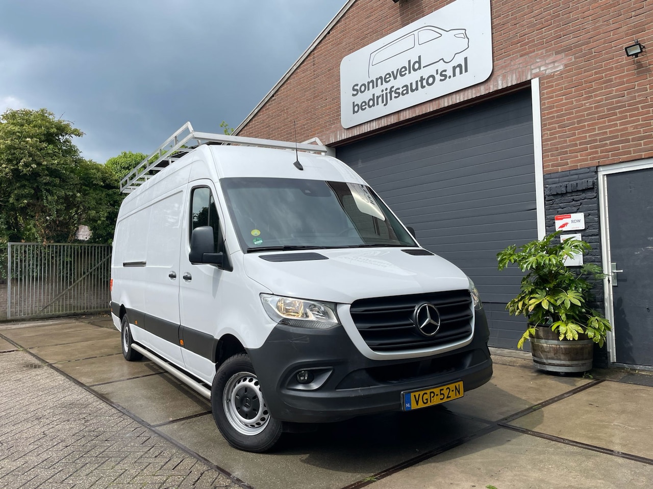 Mercedes-Benz Sprinter - 314 2.2 CDI L3H2 EURO 6, Laadklep, 140pk, Automaat - AutoWereld.nl
