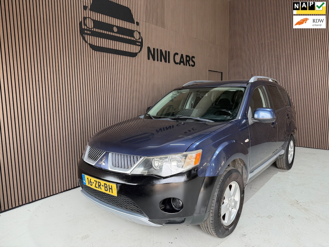Mitsubishi Outlander - 2.4 Intro Edition 2WD 2.4 Intro Edition 2WD - AutoWereld.nl