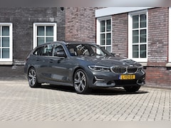 BMW 3-serie - 330 330e xDrive High Executive/Individual/Panodak/Leer/4WD Wij zijn op afspraak geopend Gr