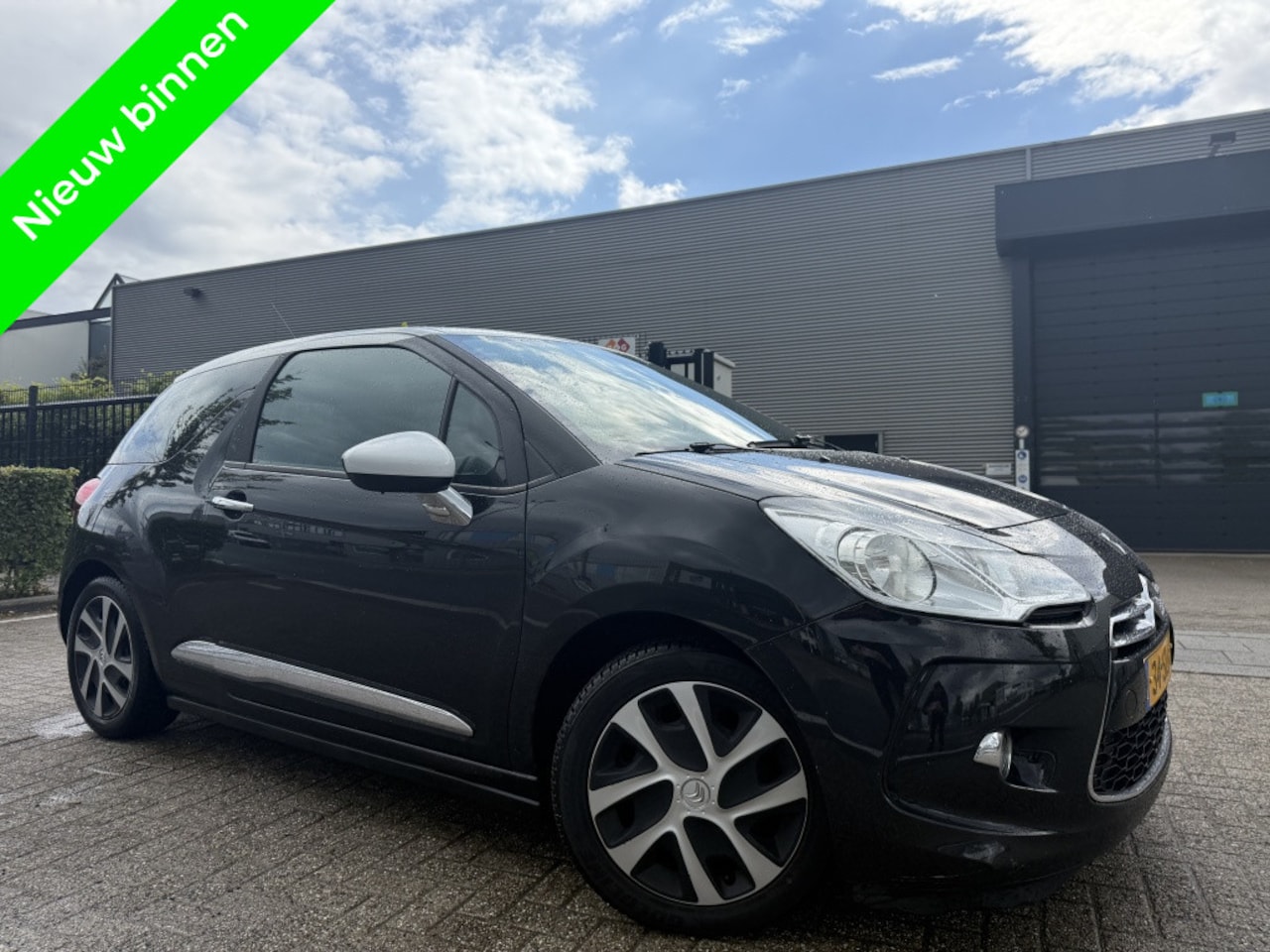 Citroën DS3 - 1.6 e-HDi Clima|Cruise|Lage Km - AutoWereld.nl