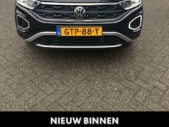 Volkswagen T-Roc - 1.5 TSI Oranje Edition | Automaat | Trekhaak | Climate Control | Navigatie | Cruise Contro