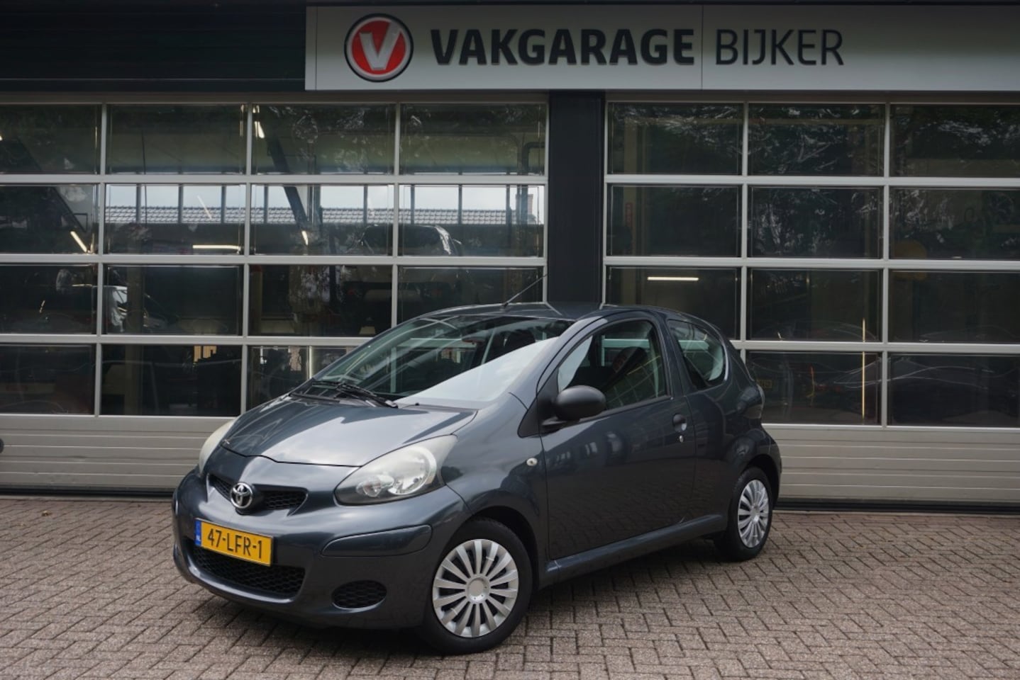 Toyota Aygo - 1.0-12V Access 1.0-12V Access - AutoWereld.nl