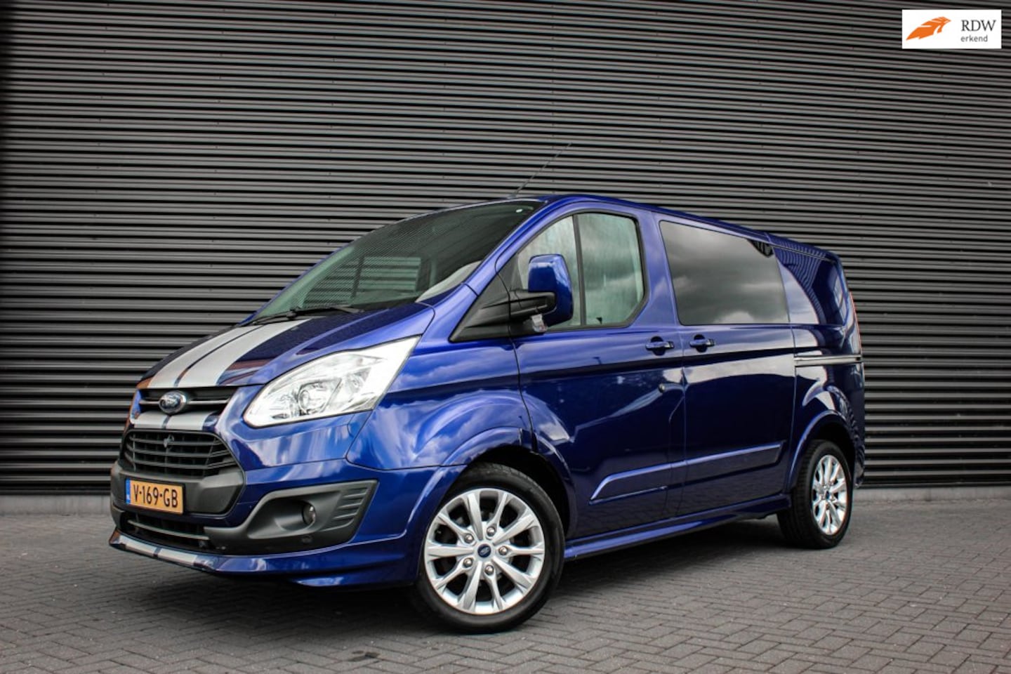Ford Transit Custom - 290 2.0 L1H1 Sport DC | DUBBELE CABINE| FULL OPTION| STPELVERWARMING| CAMERA| BLUETOOTH| S - AutoWereld.nl