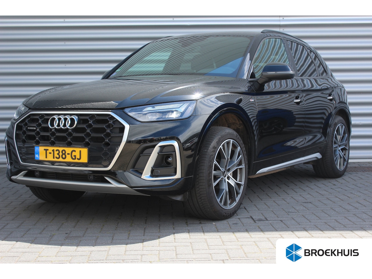 Audi Q5 - 55 TFSIe 367PK S EDITION AUTOMAAT / NAVI / LEDER / CLIMA / FULL-LED / PDC / KEYLESS / 20" - AutoWereld.nl