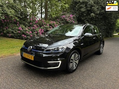 Volkswagen e-Golf - E-Golf Navi / Carplay / Full Led / Adaptive CC