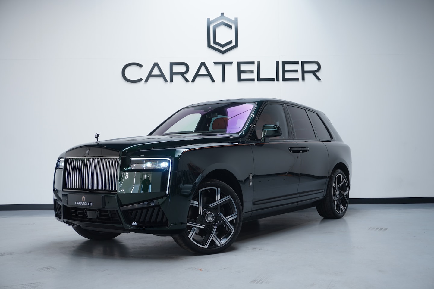 Rolls-Royce Cullinan - 6.75 V12 / Black Badge / Serie ll / Facelift - AutoWereld.nl