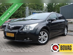 Toyota Avensis - 1.8 VVTi Business