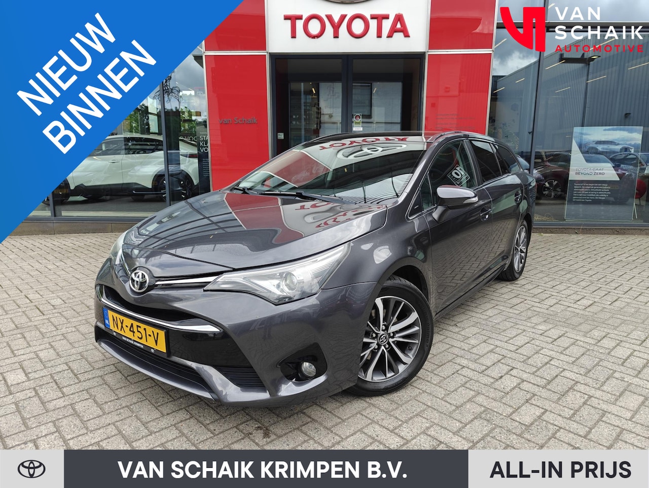 Toyota Avensis Touring Sports - 1.8 VVT-i Executive Business | Automaat | Trekhaak - AutoWereld.nl
