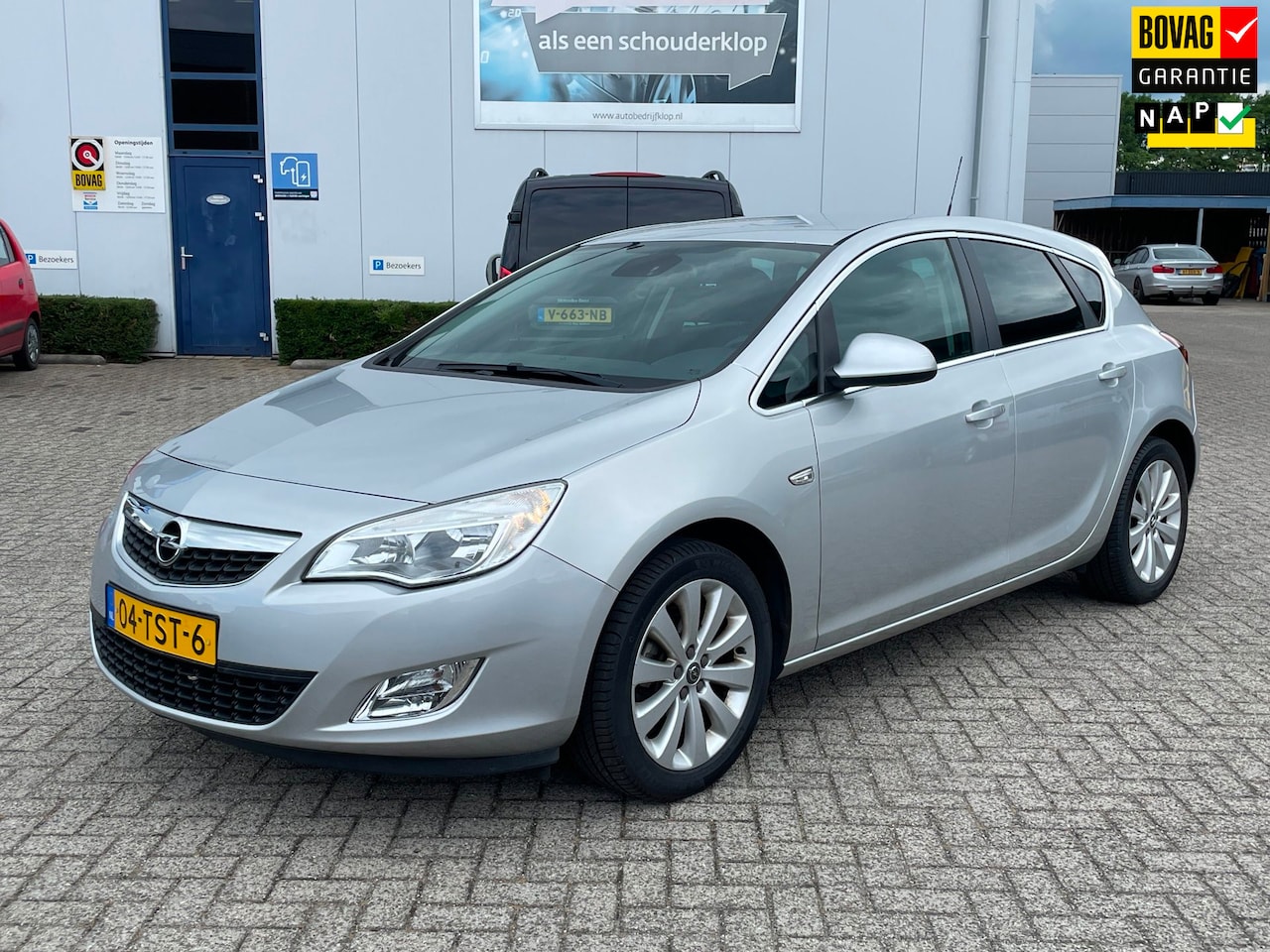 Opel Astra - 1.4 Turbo Cosmo | automaat | 34000 km. NAP! - AutoWereld.nl