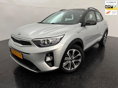 Kia Stonic - 1.0 T-GDi DynamicLine Trekhaak / Cruise / Navi / Achteruitrijcamera