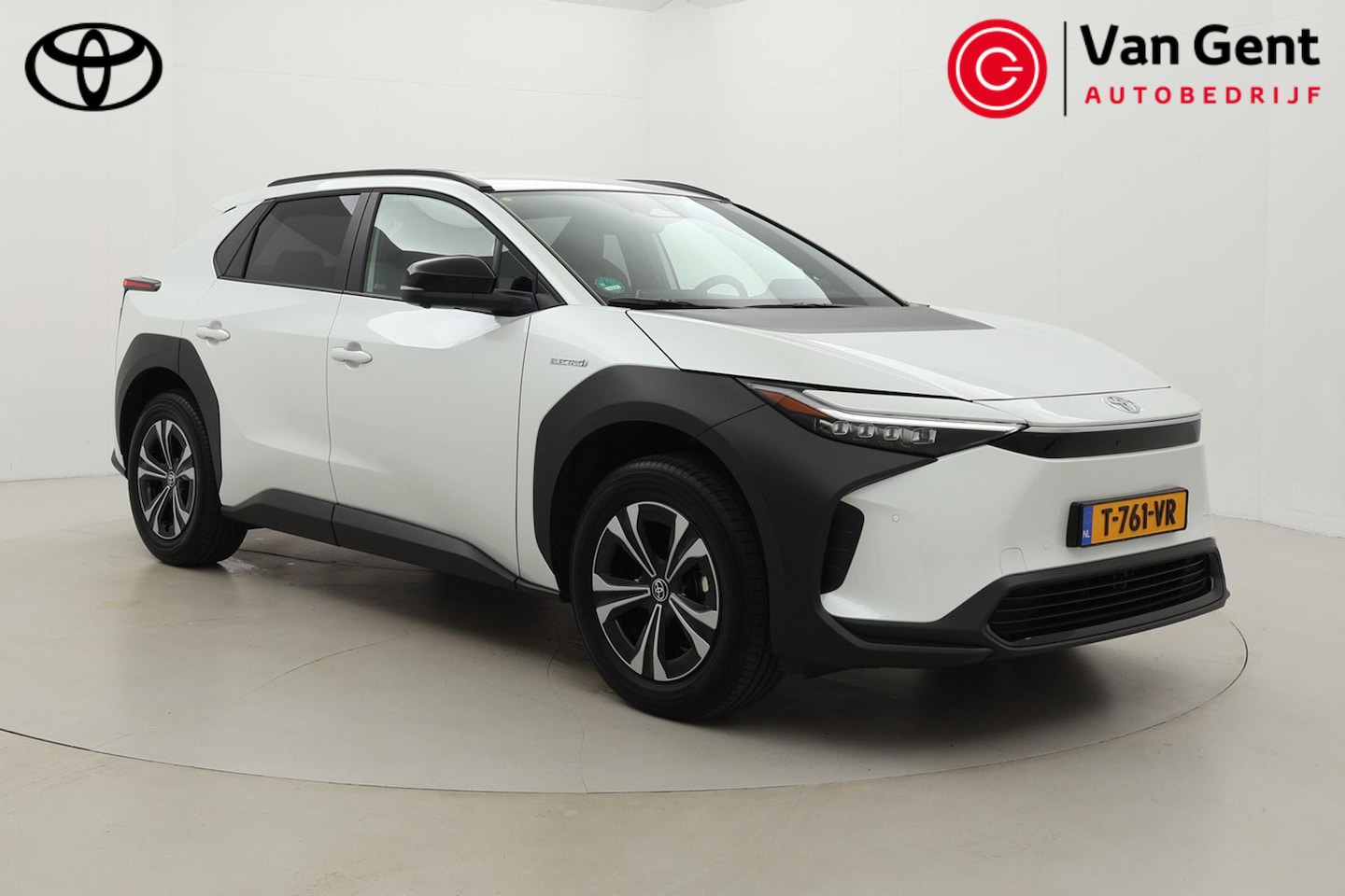Toyota bZ4X - Launch Edition 71 kWh | Trekhaak | Warmtepomp | Matrix LED | 360 camera | Apple Carplay / - AutoWereld.nl