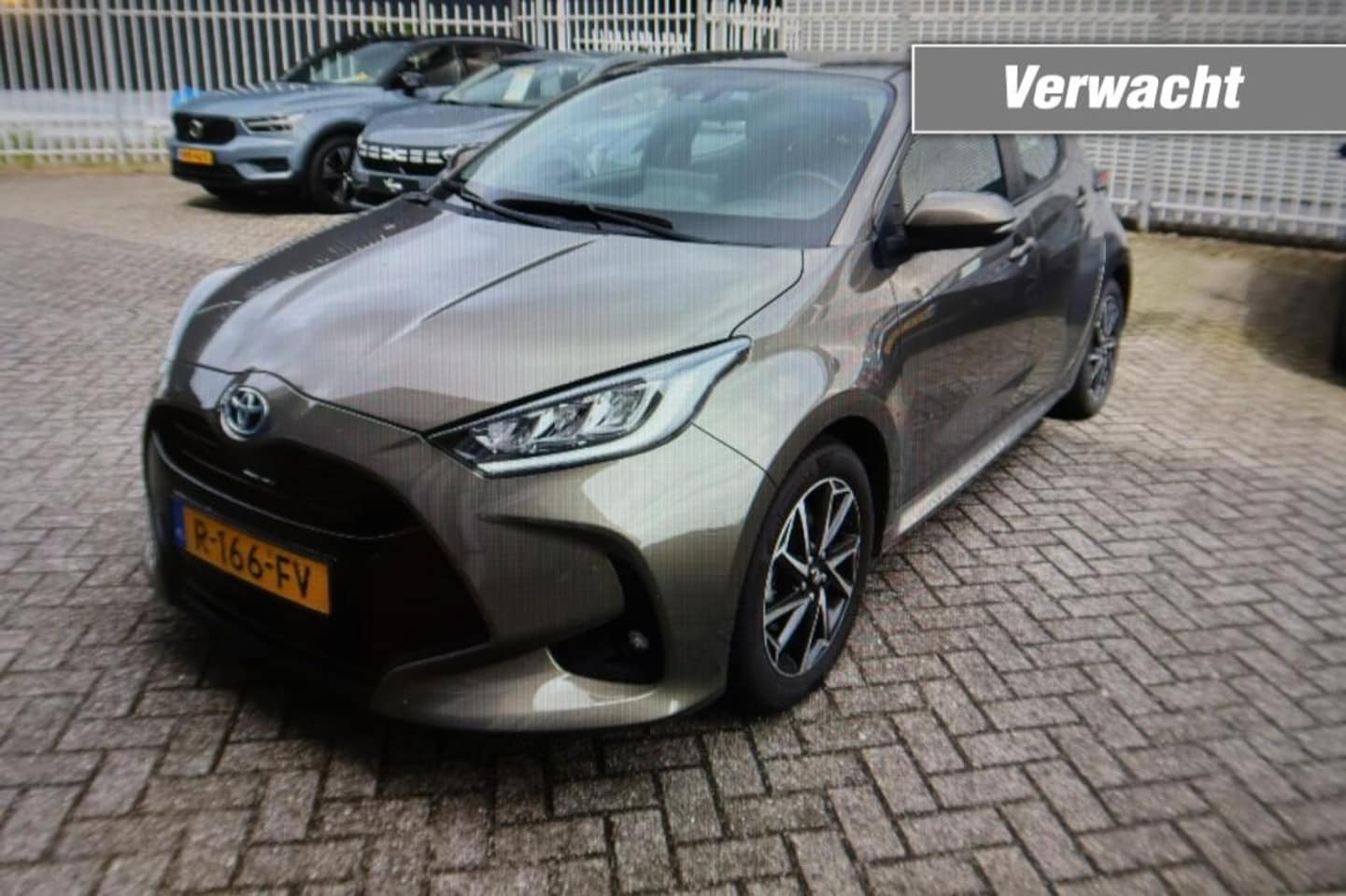 Toyota Yaris - 1.5 HYB. 115 COMFORT ( 1e EIGENAAR ) - AutoWereld.nl