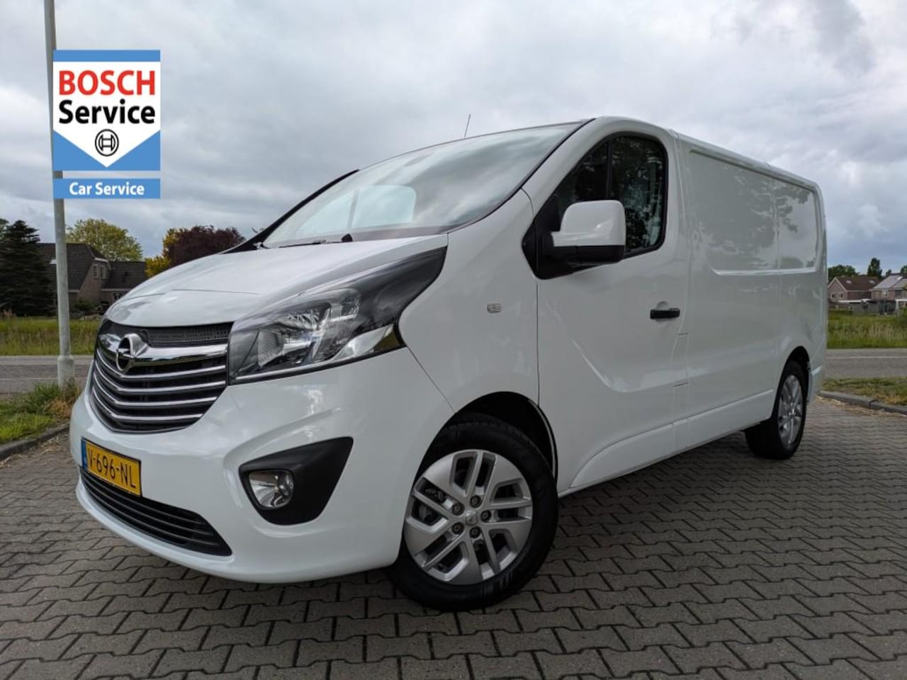 Opel Vivaro - 1.6 CDTI L1H1 SPORT I HACCP inrichting I Cruise I Navi I Airco I Camera I Trekhaak - AutoWereld.nl
