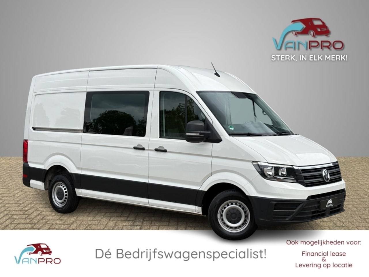 Volkswagen Crafter - 2.0 TDI 3000KG AHW 177PK L3H2 Camera / Cruise / Trekhaak / PDC / Carplay / Airco / Bluetoo - AutoWereld.nl