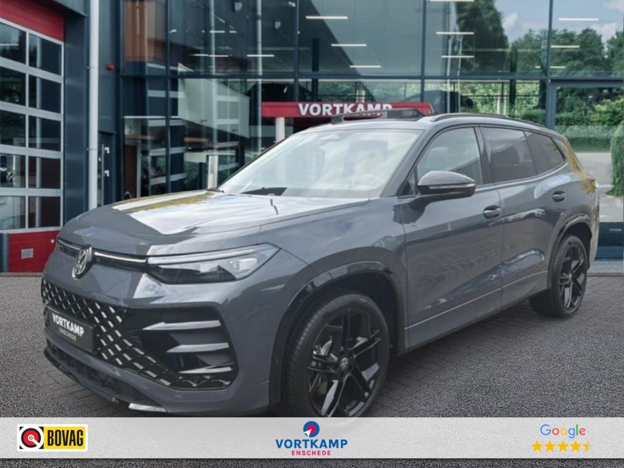 Volkswagen Tayron - 1.5 eTSI R-LINE 7PERS. TREKHAAK/LEDER/CAMERA/PANO-DAK/ELEK-KLEP/ACC/HUD/STOELVERW - AutoWereld.nl