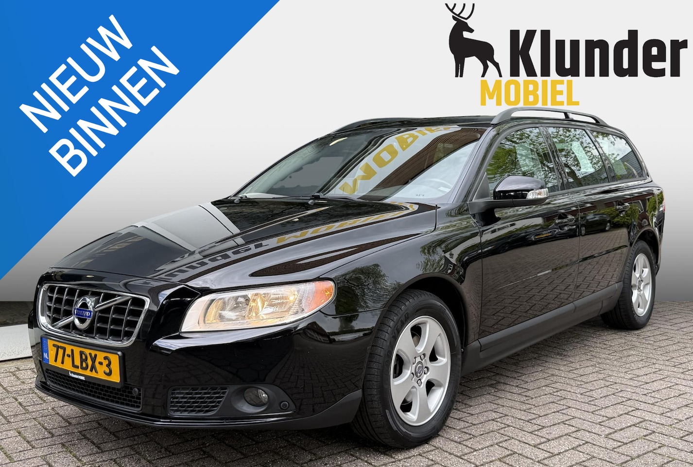 Volvo V70 - 2.0T Kinetic |PDC v+a|Trekhaak|3e Eig.| - AutoWereld.nl
