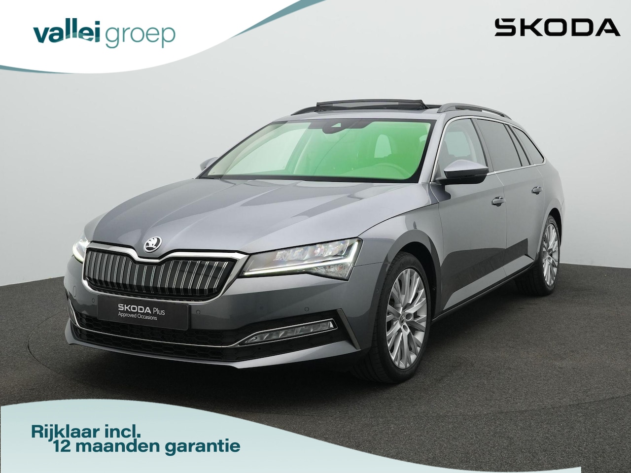 Skoda Superb - 1.4 TSI iV 218 pk Sportline | Panoramadak | Navigatie Columbus | Adaptief onderstel | Acht - AutoWereld.nl
