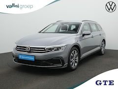 Volkswagen Passat Variant - 1.4 TSI 218 pk PHEV GTE | Trekhaak | IQ Light | Achteruitrijcamera | Adaptive Cruise | Sto