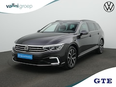 Volkswagen Passat Variant - 1.4 TSI 218 pk PHEV GTE Business | Trekhaak | Discover Pro | IQ Light | Achteruitrijcamera