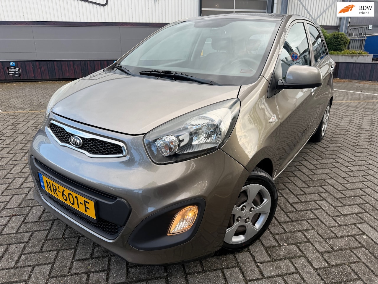 Kia Picanto - 1.0 CVVT Comfort Pack*AIRCO*APK*NAP*ELKT-RAAM - AutoWereld.nl