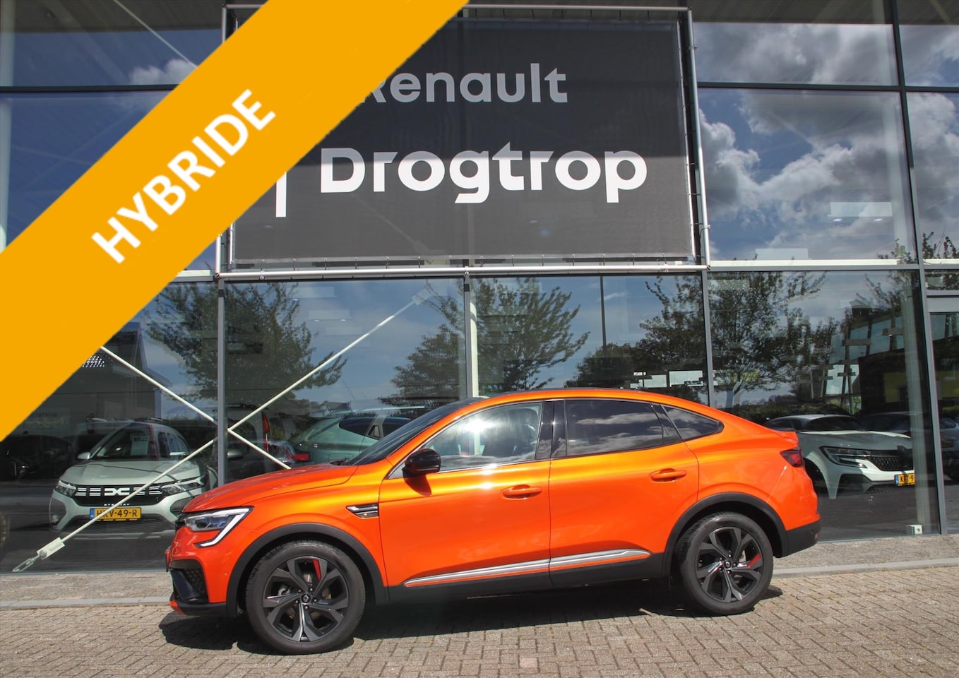 Renault Arkana - 145PK-HYBRID-RS LINE-63DKM-NAVI-BOSE-ALL SEASONS- - AutoWereld.nl
