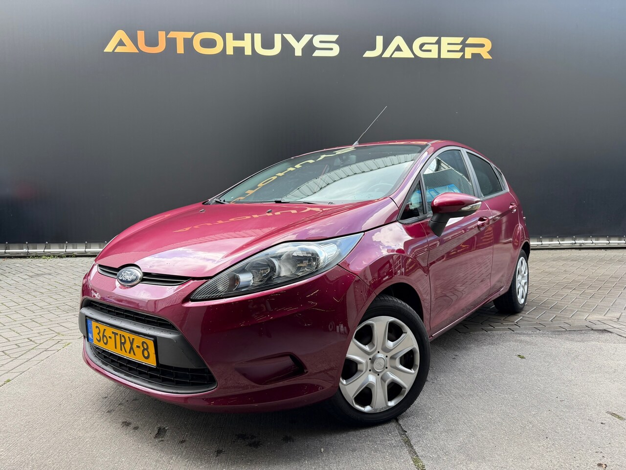 Ford Fiesta - 1.4 Trend Automaat NL auto - AutoWereld.nl