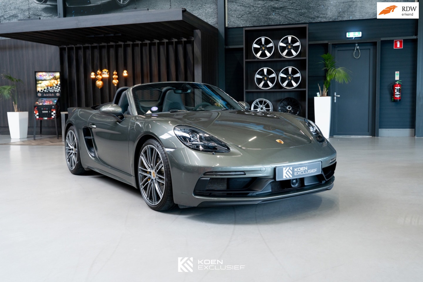 Porsche 718 Boxster GTS - 4.0 (2021, NL) 35.720km, keramische remmen, adaptive cruise, stoelventilatie - AutoWereld.nl