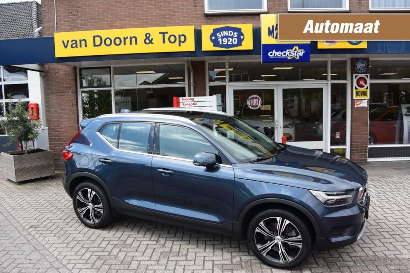Volvo XC40 - 1.5 T5 RECH. INSCR. - AutoWereld.nl