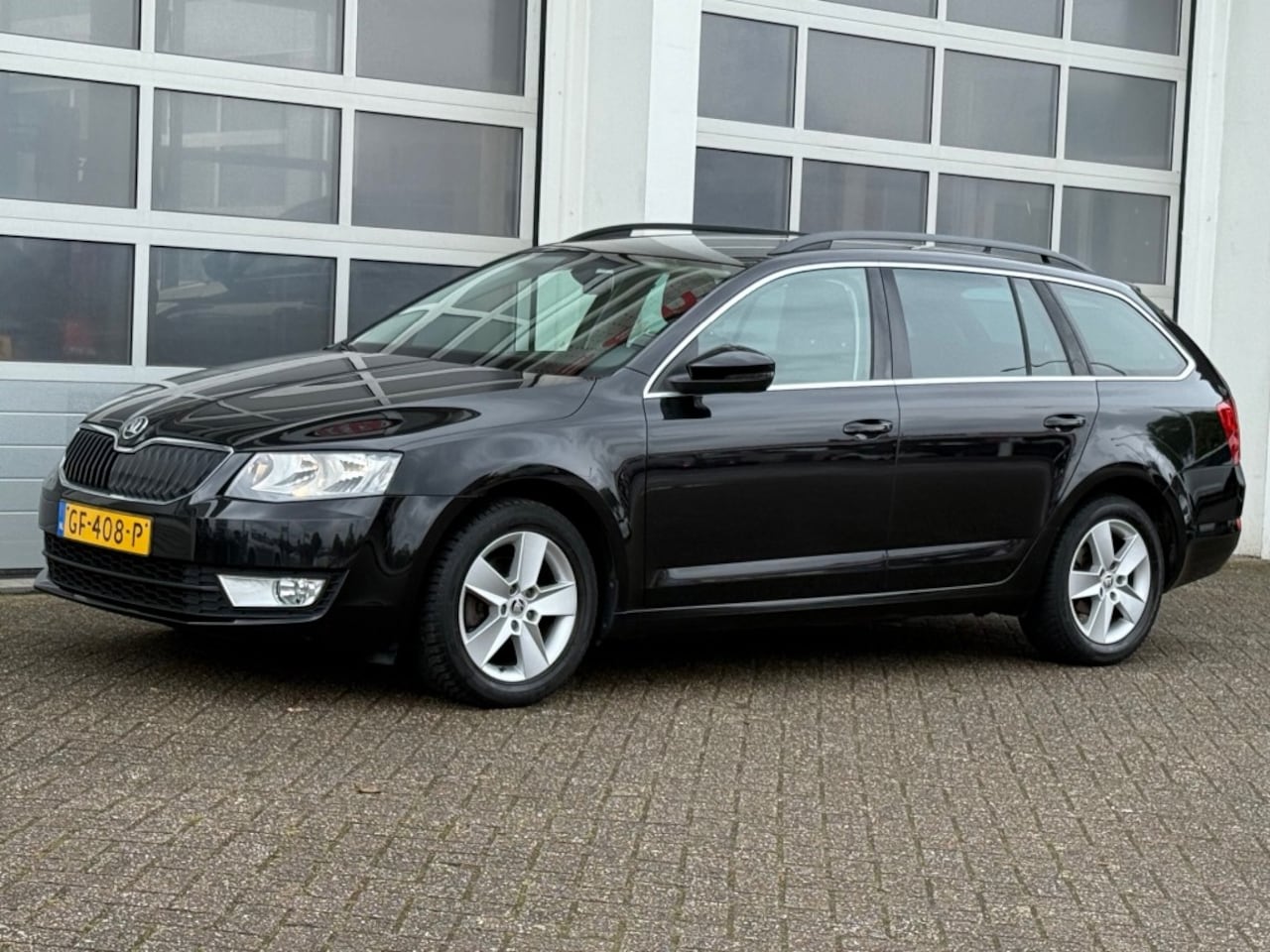 Skoda Octavia - 1.2 TSI 105PK Ambition Aut. Airco Navi Cruise NW APK! - AutoWereld.nl
