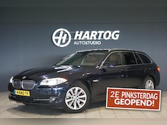 BMW 5-serie Touring - 520i *MOTOR DEFECT* + LEDER / STOELVERWARMING / ENTERTAINMENT