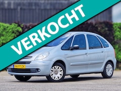 Citroën Xsara Picasso - 2.0i-16V Image AUTOMAAT*Trekhaak*Climate control*Elektrische ramen*optische schades zie fo