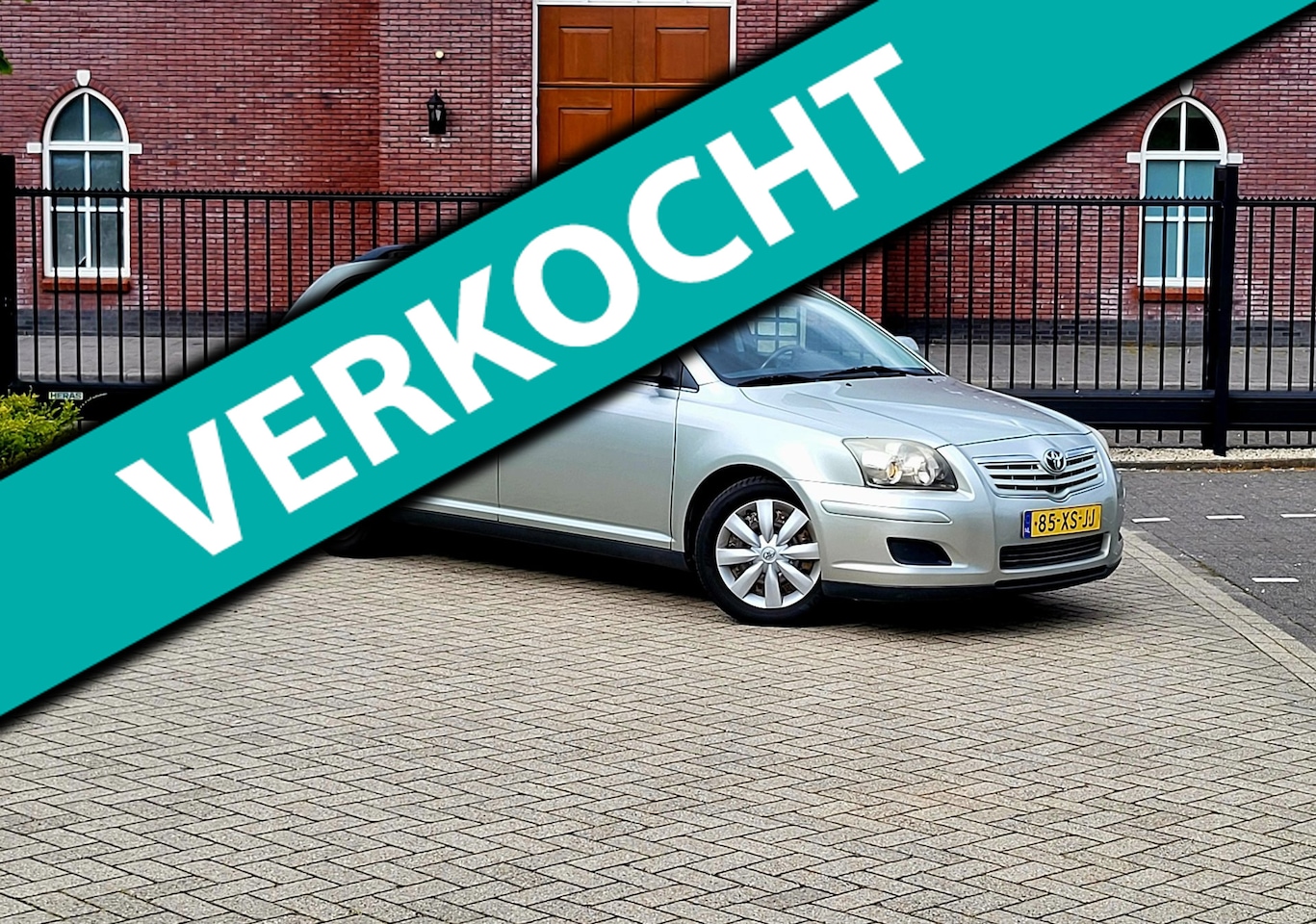 Toyota Avensis Wagon - 1.8 VVTi Terra / Airco / Dealer onderhouden / Nap / Cruise - AutoWereld.nl