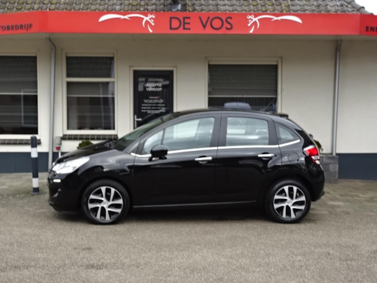 Citroën C3 - 1.2 PureTech Selection 1.2 PureTech Selection - AutoWereld.nl