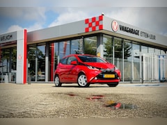 Toyota Aygo - 1.0 VVT-i x-play | CAMERA | AIRCO | BLEUTOOTH