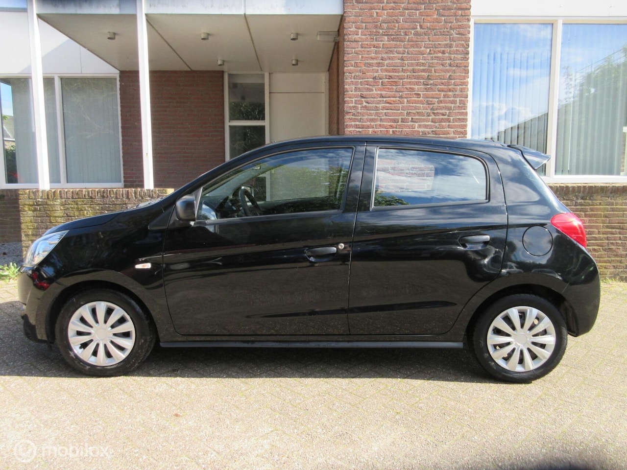 Mitsubishi Space Star - 1.0 Inform 1.0 Inform - AutoWereld.nl