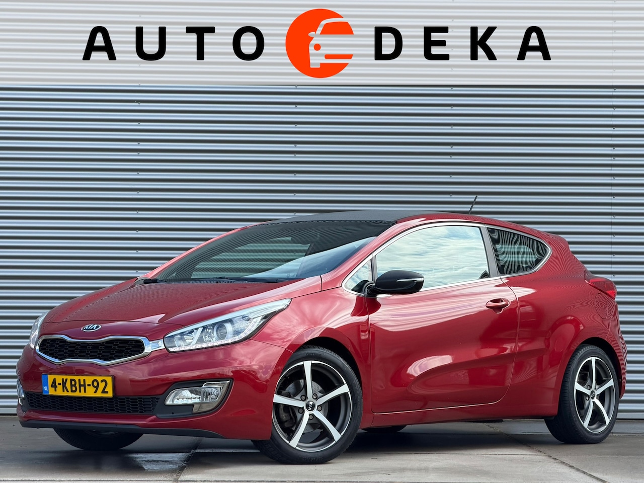Kia Pro cee'd - 1.6 GDI Business Pack *Camera*Trekhaak*Parkeersens.* - AutoWereld.nl