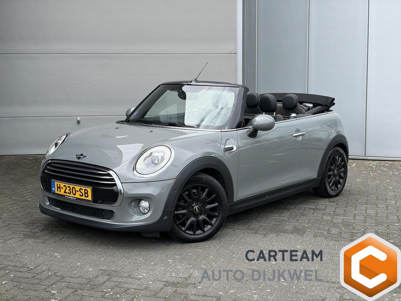 MINI Cabrio - 1.5 Cooper Chili Business Mini 1.5 Cooper Chili Business - AutoWereld.nl