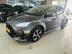 Toyota Yaris - 1.5 Hybrid 115 Business Plus Apple Carplay