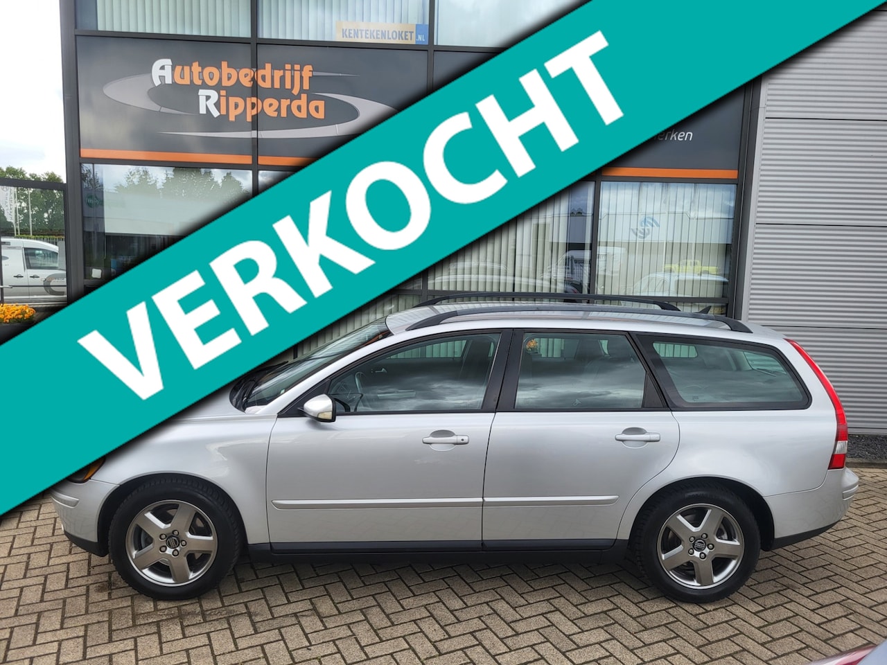 Volvo V50 - 2.4 Momentum 2.4 Momentum - AutoWereld.nl