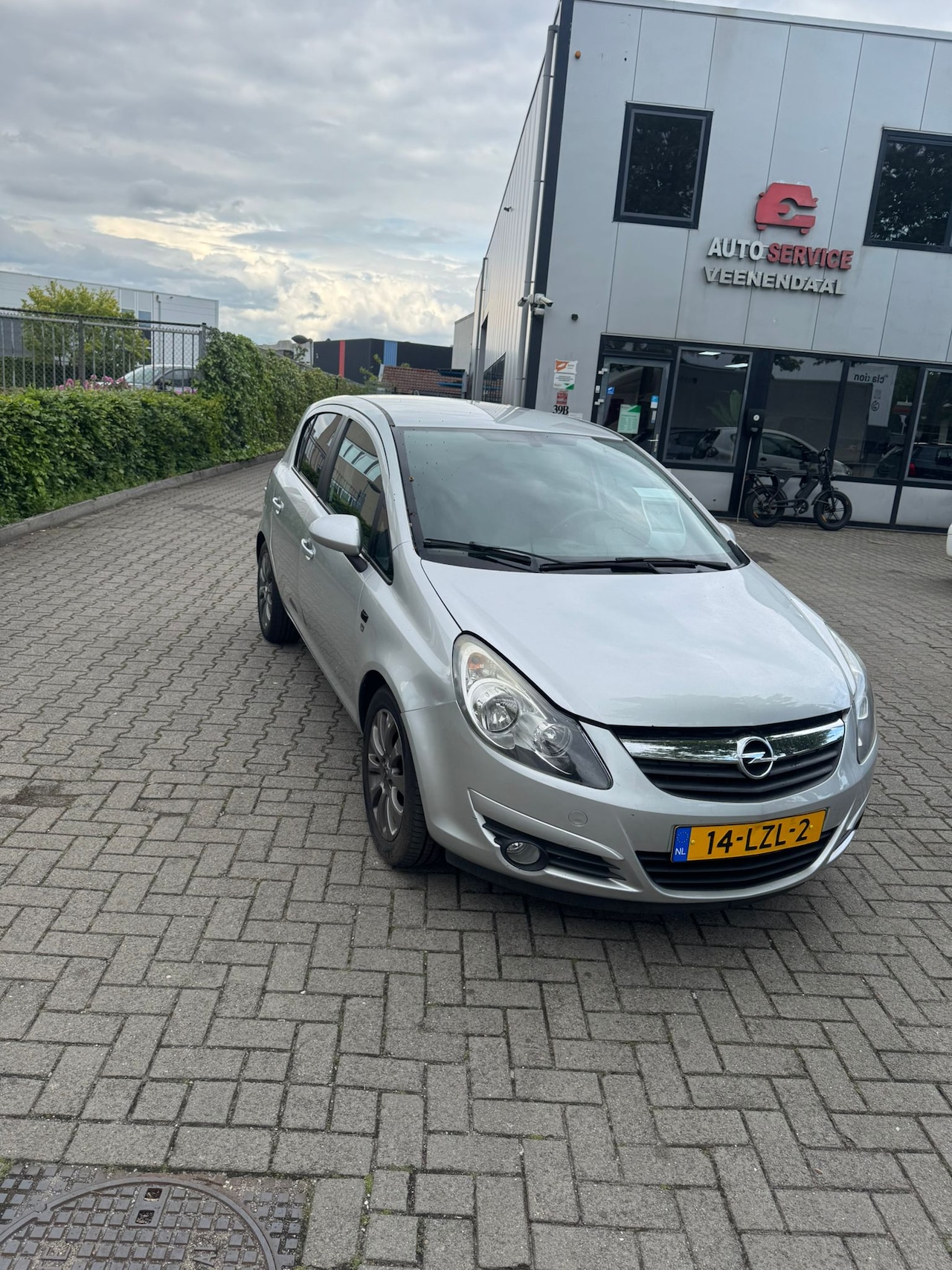 Opel Corsa - 1.4-16V '111' Edition - AutoWereld.nl