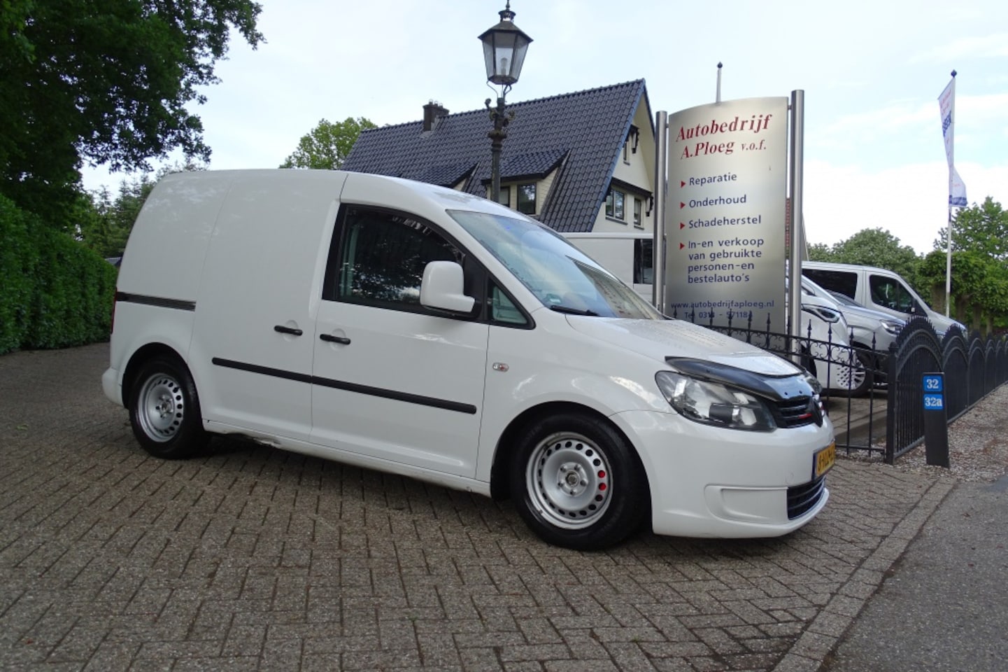Volkswagen Caddy - 1.6 TDI Leder stoelen Trekhaak - AutoWereld.nl