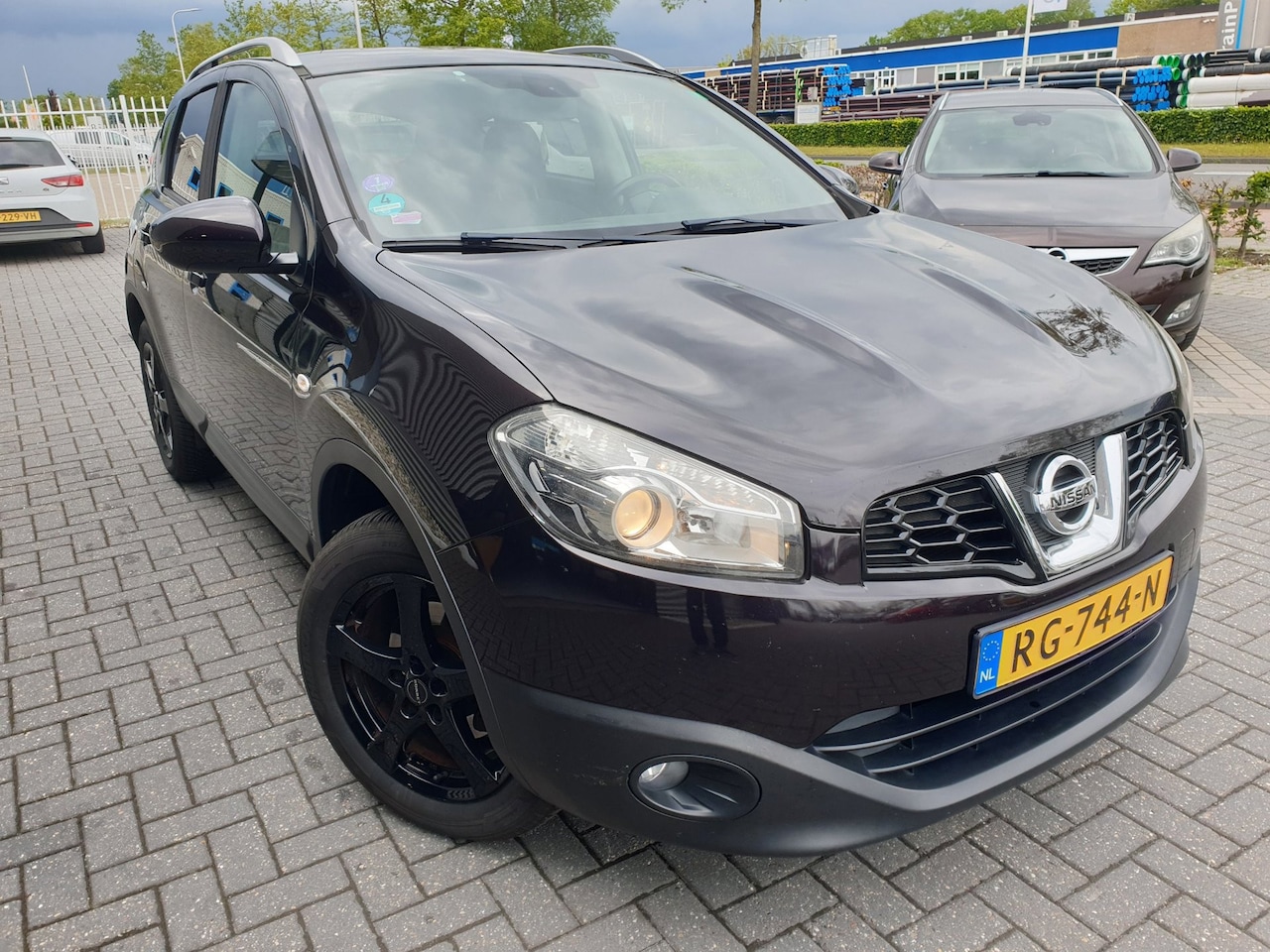 Nissan Qashqai - 1.6 Connect Edition panoramadak - AutoWereld.nl