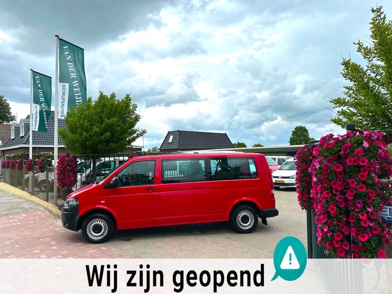 Volkswagen Transporter Kombi - 2.0 TDI L2H1 9 PERSOONS AUTOMAAT MARGE - AutoWereld.nl