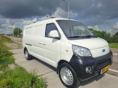 Cenntro Logistar - Met trekhaak en dakdragers