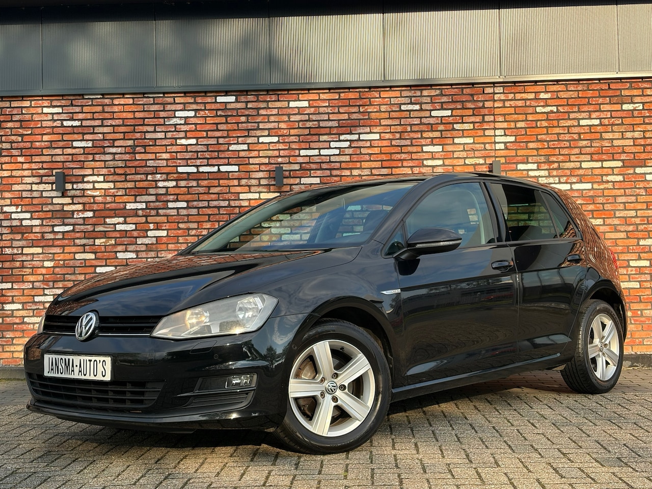 Volkswagen Golf - 1.2 TSI CUP Edition 5-Deurs 105PK Navi Stoelverw Pdc Voll.Onderhouden! - AutoWereld.nl