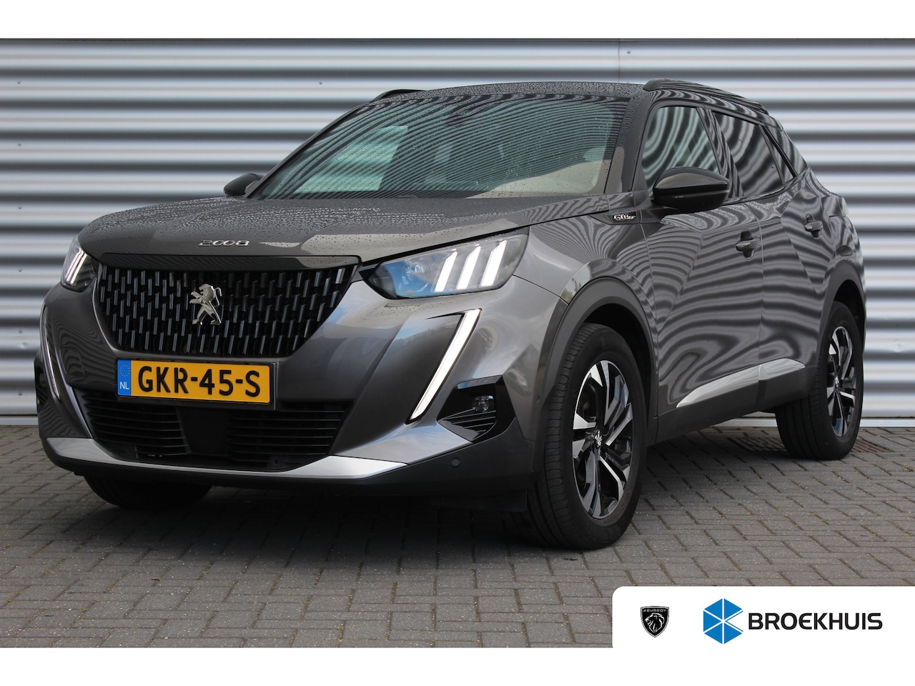 Peugeot 2008 - 1.2 PURETECH 130PK GT PACK AUTOMAAT / NAVI / LEDER / CLIMA / PDC / 17" LMV / CAMERA / KEYL - AutoWereld.nl