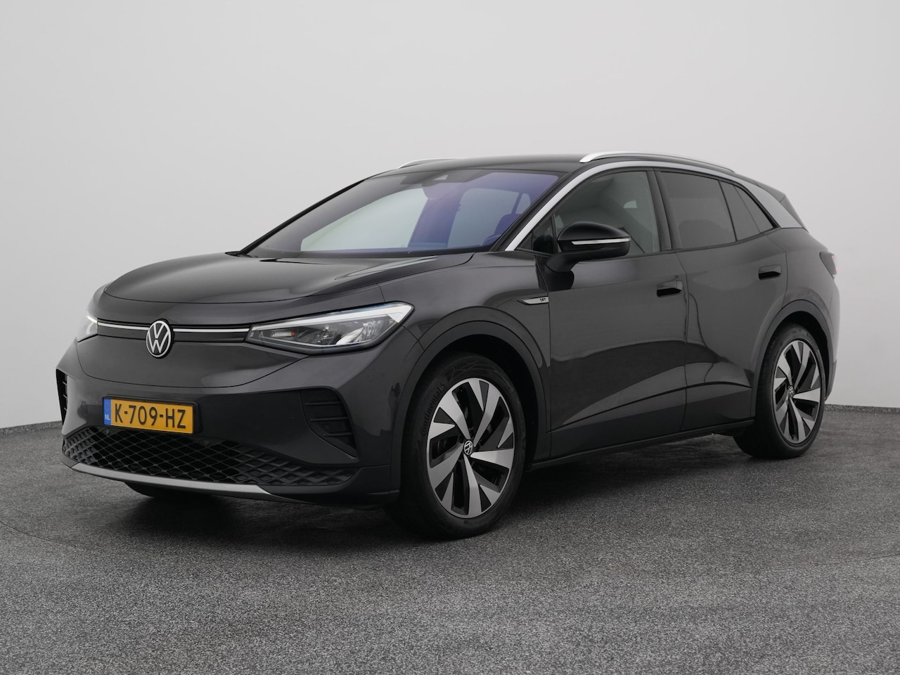 Volkswagen ID.4 - First 77 kWh | CAMERA | ADAPTIVE | STOELVERW. | TREKHAAK - AutoWereld.nl
