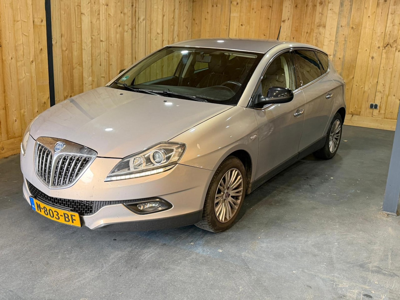 Lancia Delta - 1.6-16V Argento 2010 1.6 Airco 5-Deurs - AutoWereld.nl